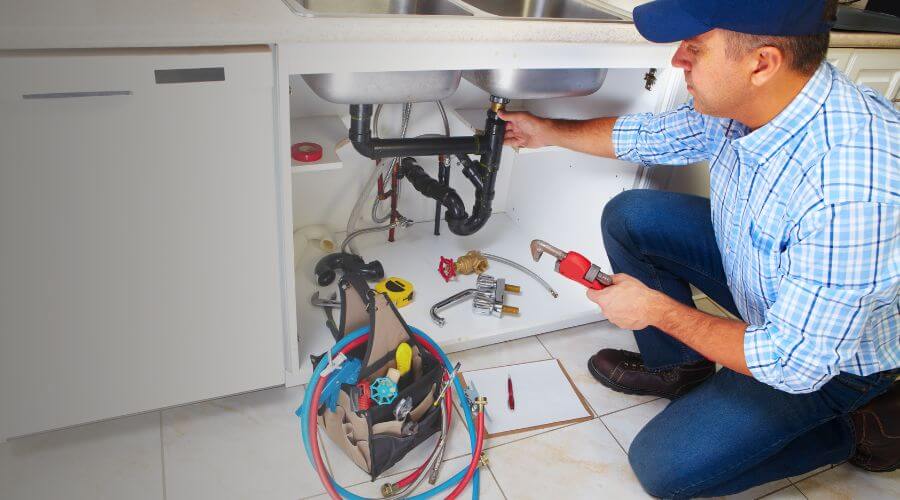Expert burst pipe repair services in Scott City, MO